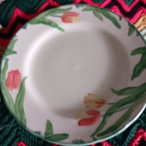 Franciscan Dinner plate 10 in Tulip design plate green with yellow flowera